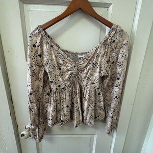 Floral Ruched Peplum Long-Sleeve Top - Beige